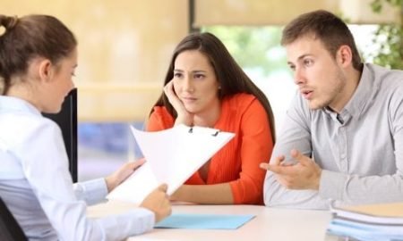 Signs It’s Time to Change Your Financial Advisor signs-its-time-to-change-financial-advisor